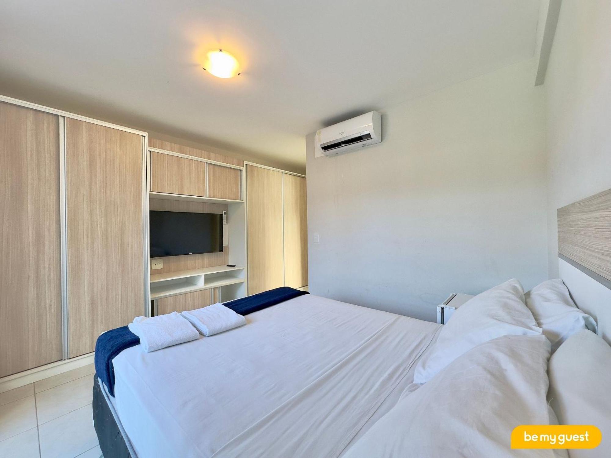 Condominio Mediterranee Residence Por Be My Guest アキラス エクステリア 写真